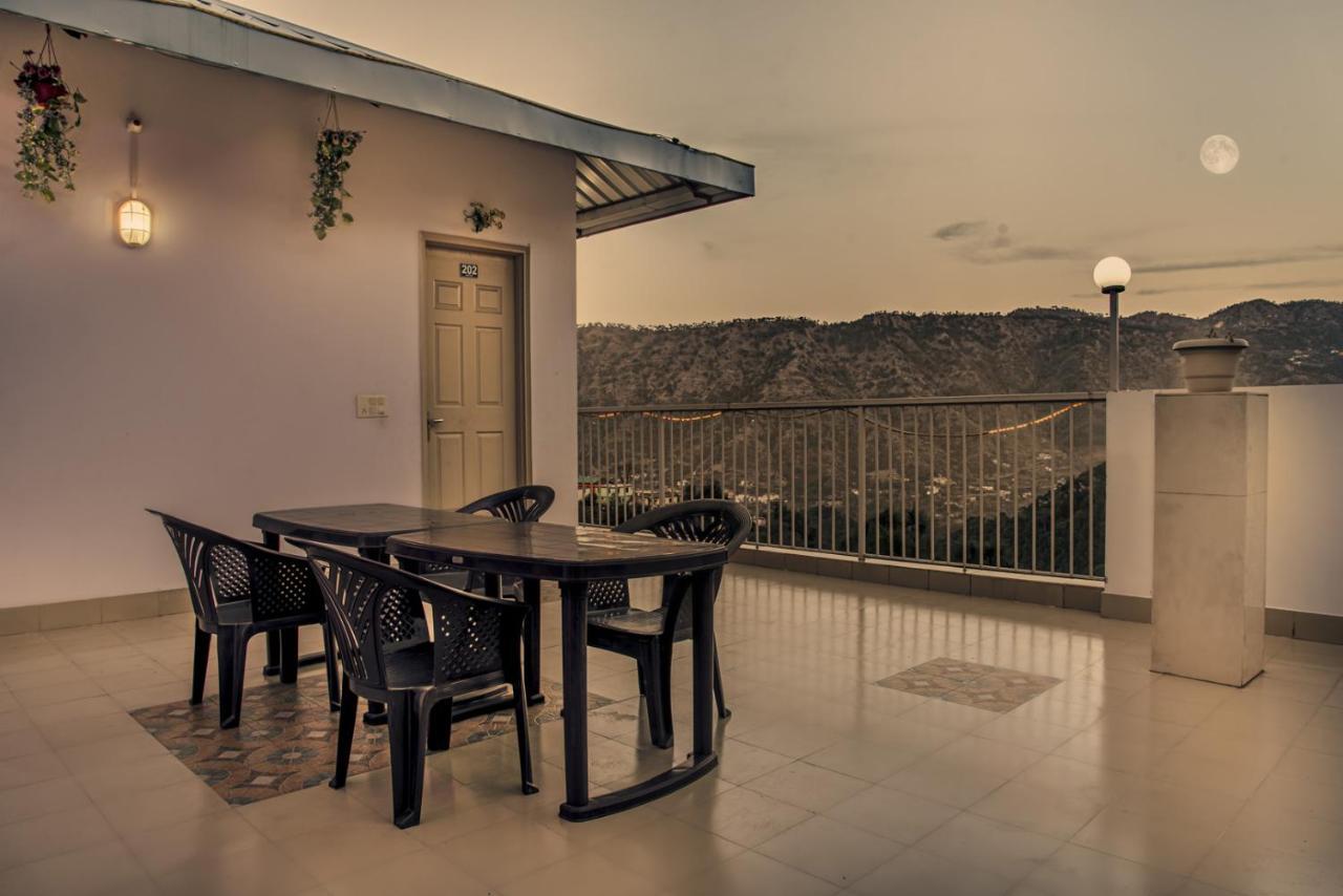 Terrace Retreat Bed and Breakfast Kasauli Esterno foto